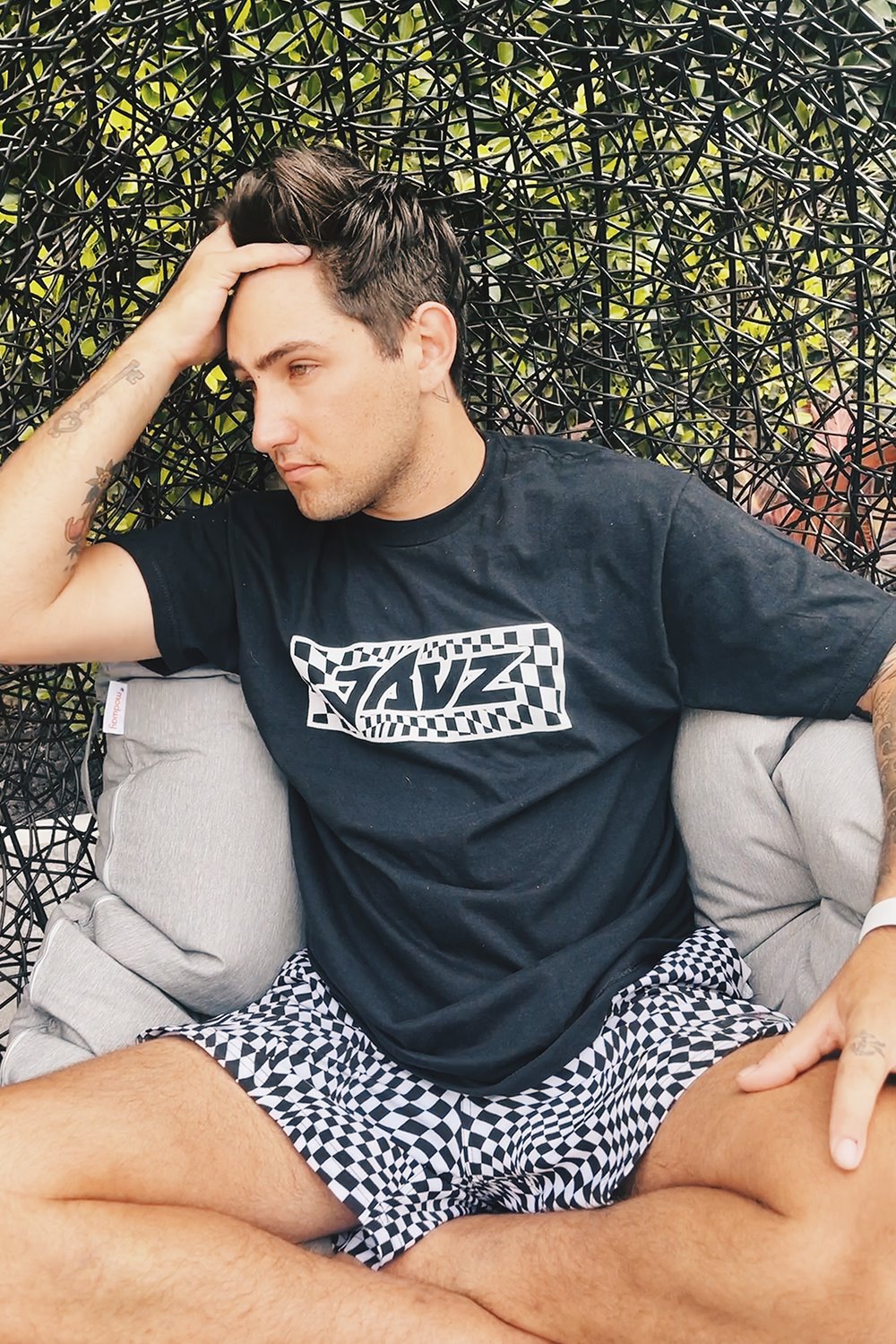 Jauz Checkered Box Logo T-Shirt – jauzofficial Jauz Checkered Box Logo T-Shirt – jauzofficial